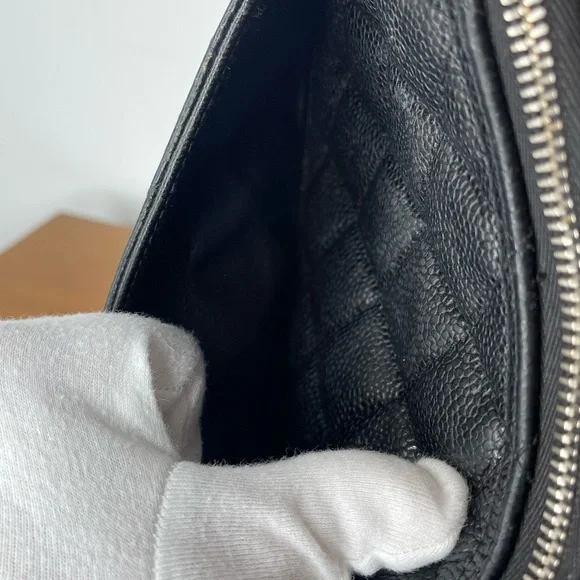 Auth Classic Chanel Black Caviar Hobo Chain Gold HW Handbag Pochette - Picture 16 of 16